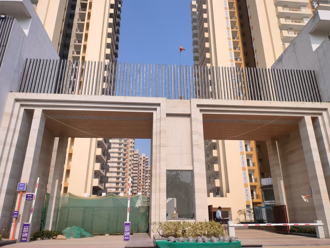 Nirala Estate II Image 5