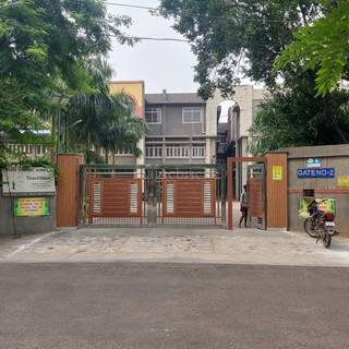 5 BHK For Sale in Sector 33, Noida Image 5